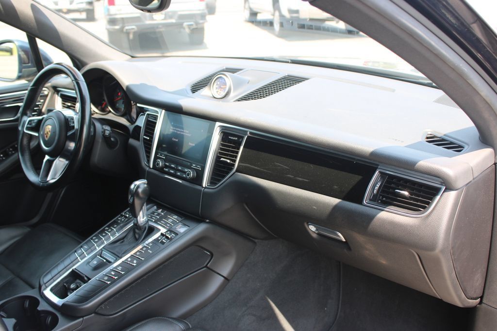 Used 2018 Porsche Macan S AWD/4WD image 29