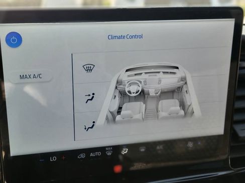 Used 2023 Ford Transit 350 XLT image 27