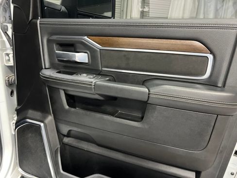 Used 2024 RAM 2500 Laramie w/ Safety Group AWD/4WD image 13