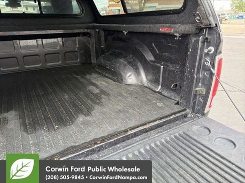 Used 2019 RAM 1500 Laramie AWD/4WD image 32