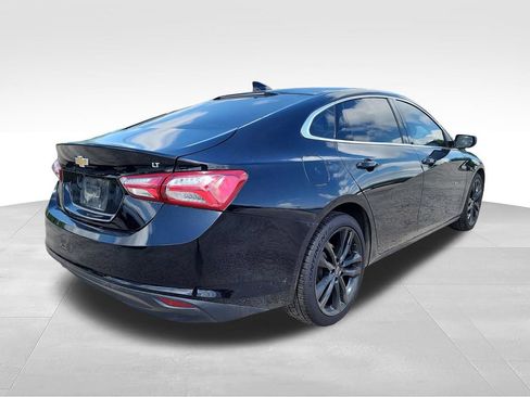 Used 2022 Chevrolet Malibu LT w/ Leather Package FWD image 9