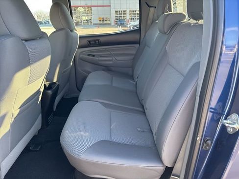 Used 2015 Toyota Tacoma 4x4 Double Cab image 19