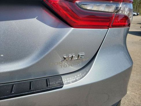 Certified 2021 Toyota Camry XLE FWD image 10