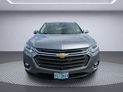 Used 2020 Chevrolet Traverse LT w/ LT Premium Package AWD/4WD image 10