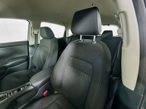 Used 2025 Honda HR-V LX image 20