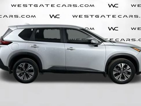 Used 2023 Nissan Rogue SV image 47