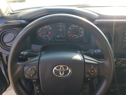 Used 2019 Toyota Tacoma SR5 image 17