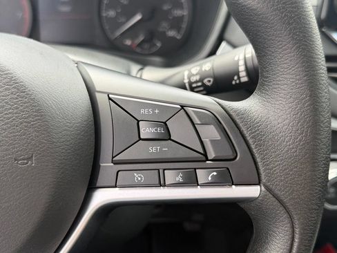 Used 2022 Nissan Altima 2.5 S FWD image 19