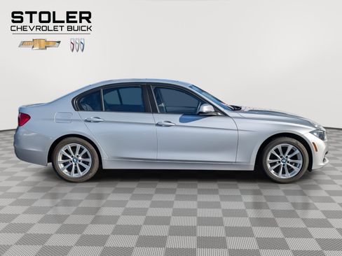 Used 2017 BMW 320i Sedan image 6
