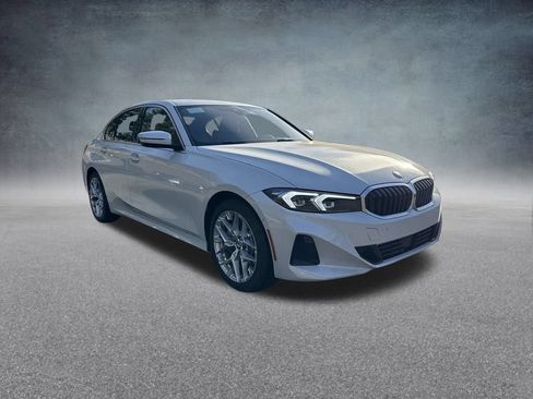 Used 2026 BMW 330i xDrive Sedan AWD/4WD image 8