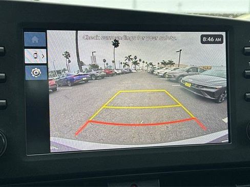 Certified 2025 Hyundai Elantra Sport image 19