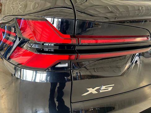 New 2026 BMW X5 sDrive40i w/ Climate Comfort Package image 14