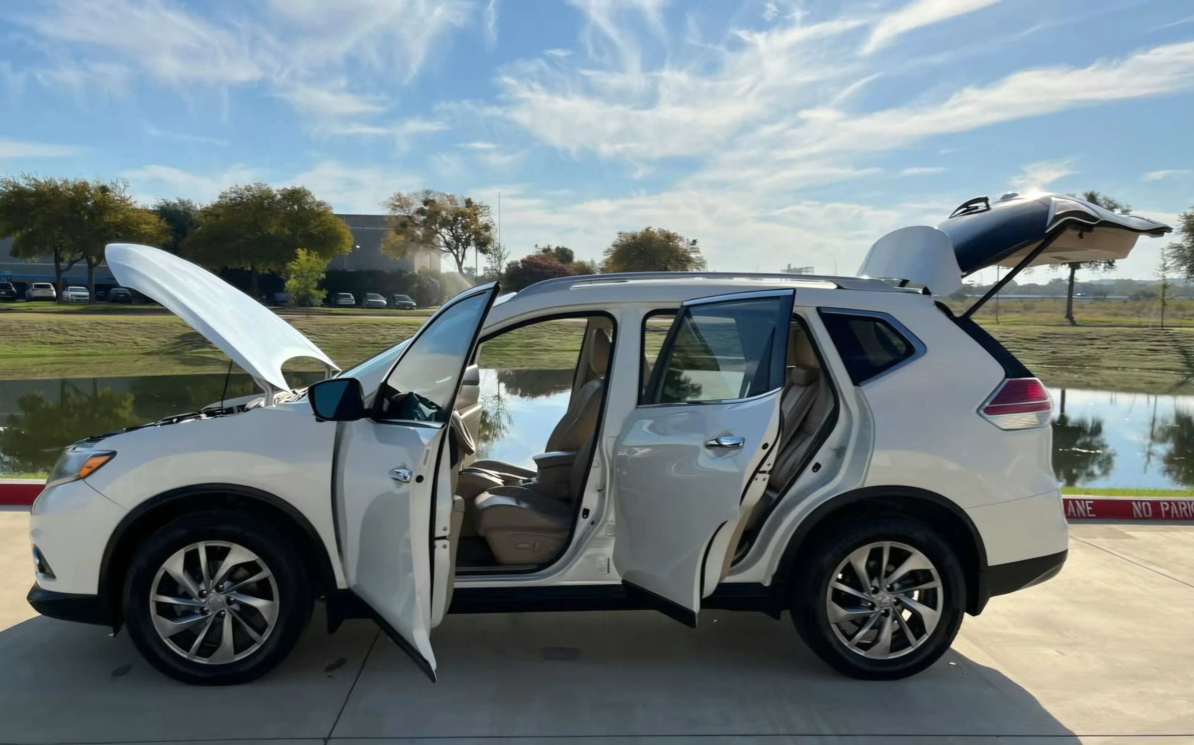 Used 2015 Nissan Rogue SL w/ SL Premium Package FWD image 17