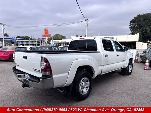 Used 2010 Toyota Tacoma PreRunner RWD image 3