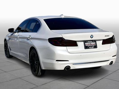 Used 2018 BMW 530i w/ Luxury Seating Package image 11