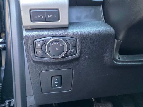 Used 2015 Ford F150 Lariat w/ Equipment Group 502A Luxury RWD image 24