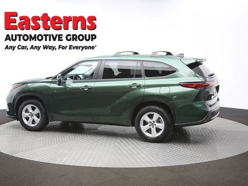 Used 2023 Toyota Highlander LE image 64