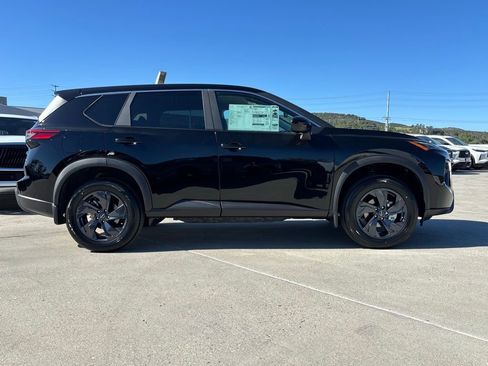 New 2026 Nissan Rogue SV w/ Cold Weather Package FWD image 2