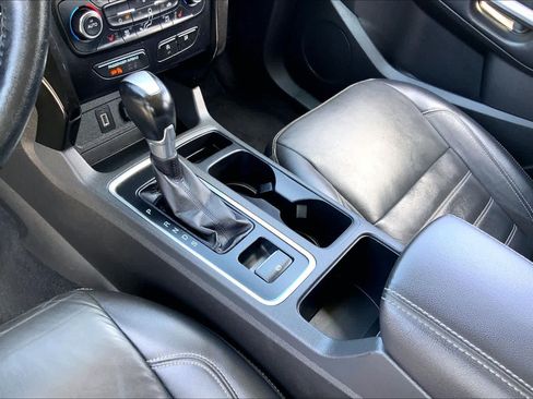 Used 2017 Ford Escape Titanium FWD image 16