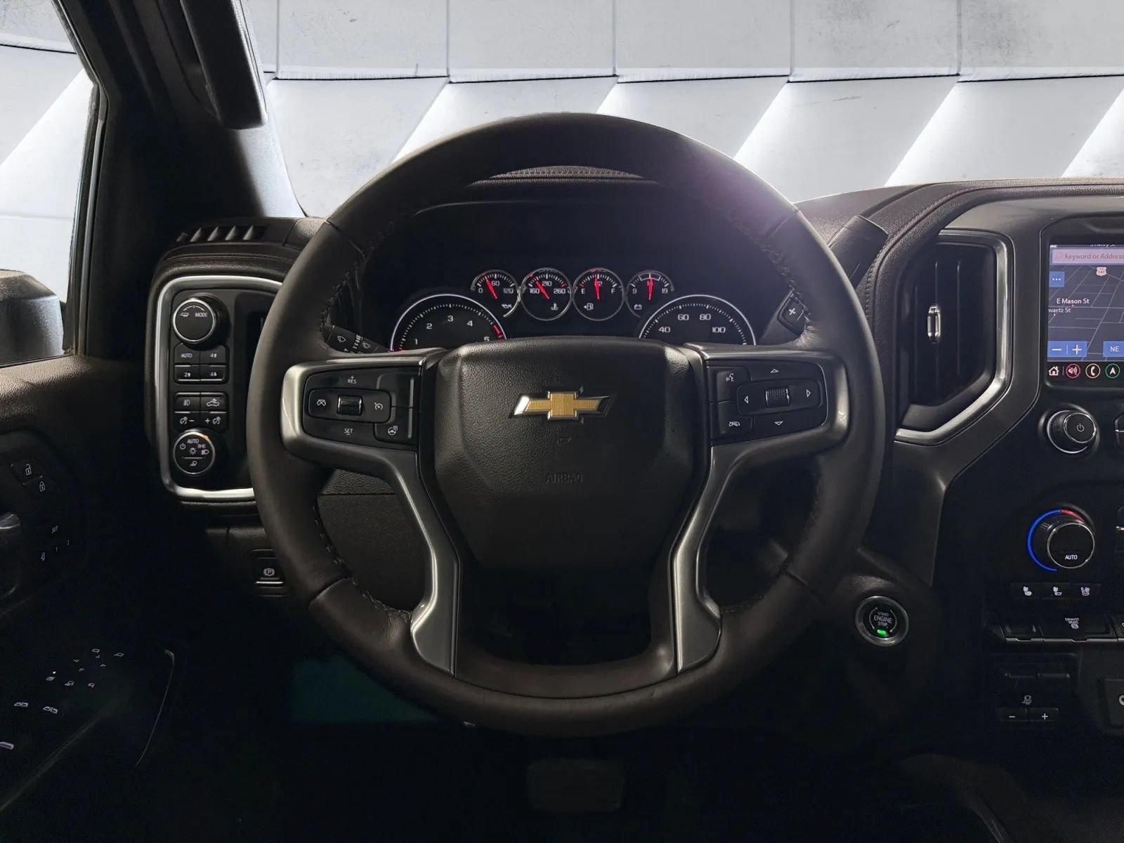 Used 2020 Chevrolet Silverado 2500 LTZ w/ LTZ Convenience Package AWD/4WD image 17