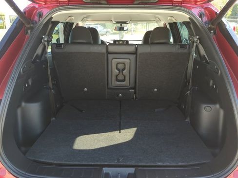 Used 2023 Mitsubishi Outlander SE image 12