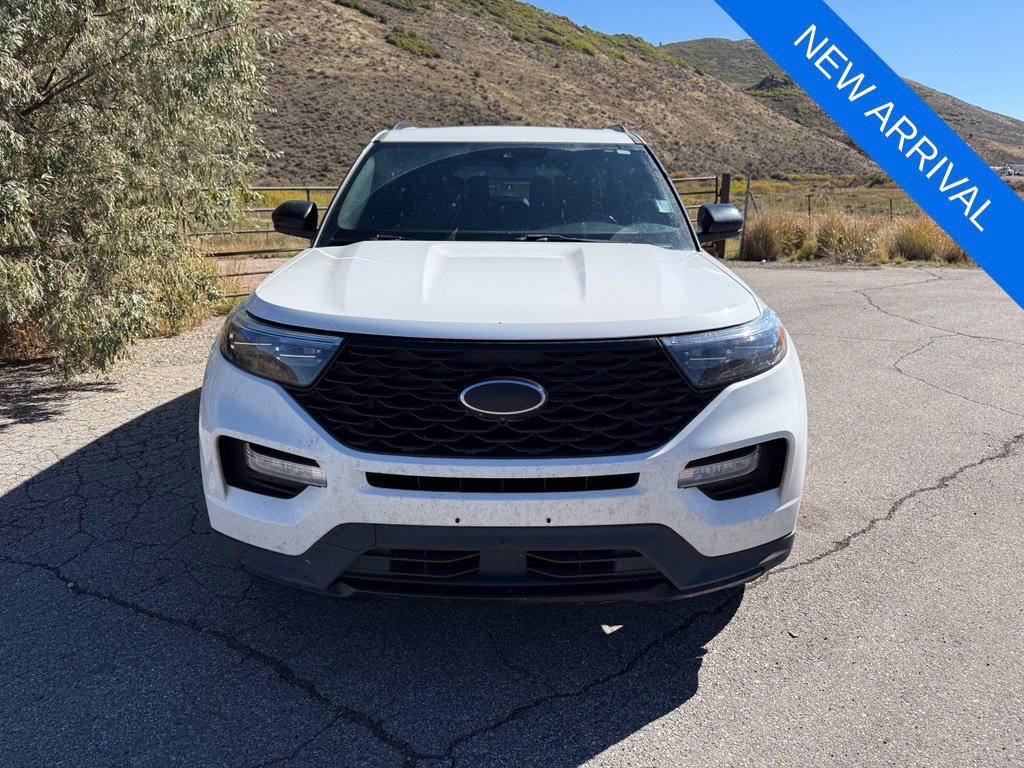 Used 2023 Ford Explorer ST-Line w/ Class IV Trailer Tow Package AWD/4WD image 2
