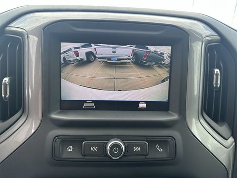 Certified 2021 Chevrolet Silverado 1500 W/T w/ Z71 Off-Road Package AWD/4WD image 15