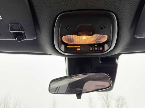 Used 2024 Chevrolet Trax RS w/ Driver Confidence Package image 26