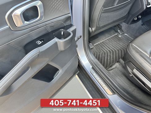Used 2023 Kia Sorento SX AWD/4WD image 27
