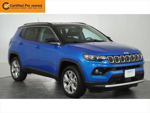 Certified 2022 Jeep Compass Limited AWD/4WD image 1