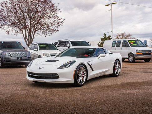 Used 2018 Chevrolet Corvette Stingray Coupe w/ 2LT Preferred Equipment Group image 3
