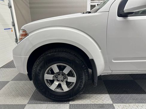 Used 2012 Nissan Frontier PRO-4X image 12