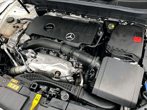 Certified 2022 Mercedes-Benz GLB 250 image 30