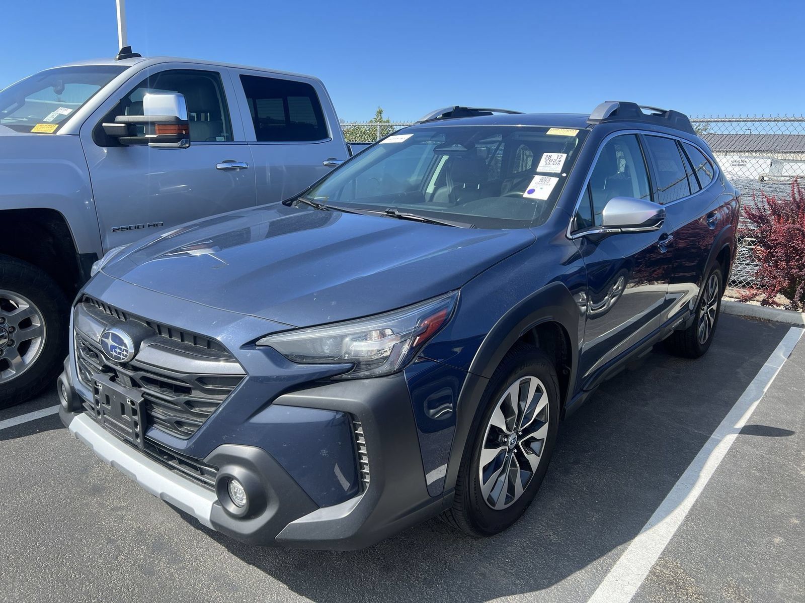 Used 2024 Subaru Outback Touring AWD/4WD image 2