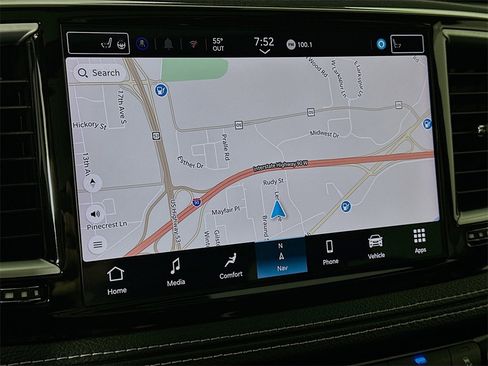 Used 2025 Chrysler Pacifica Limited image 20