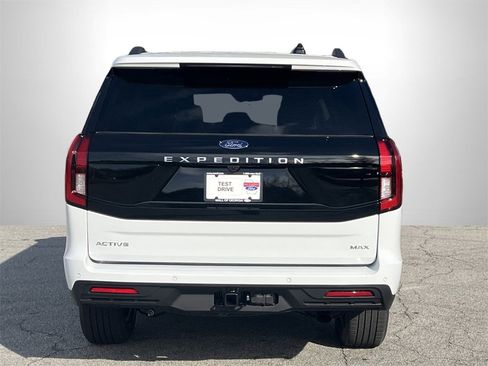 New 2026 Ford Expedition Max Active image 25