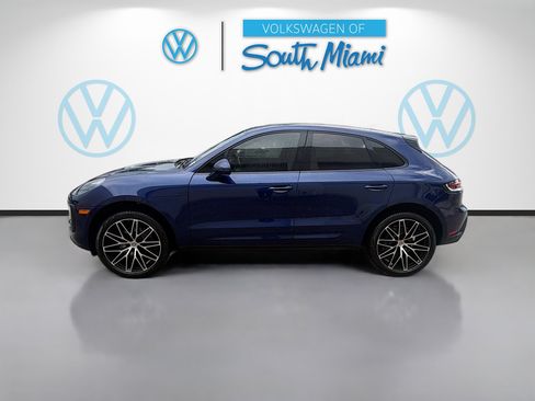 Used 2024 Porsche Macan w/ Premium Plus Package AWD/4WD image 4