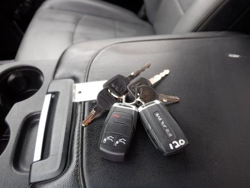 Used 2022 RAM 2500 Tradesman image 13