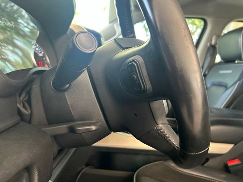 Used 2022 RAM 1500 Laramie AWD/4WD image 46