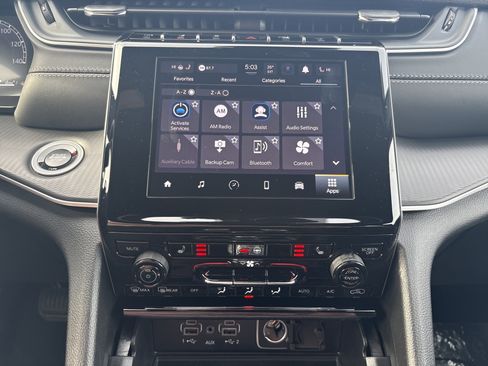 New 2025 Jeep Grand Cherokee Altitude image 23