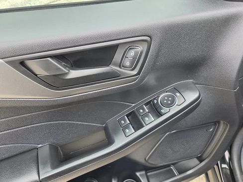 Used 2025 Ford Escape Active AWD/4WD image 16