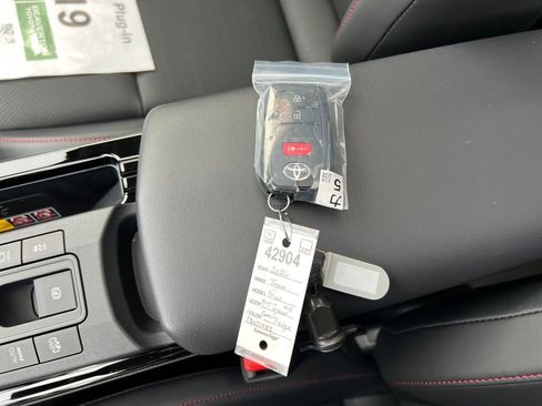 New 2026 Toyota Prius Plug-In Hybrid image 29