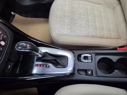 Used 2018 Buick Cascada Premium image 23