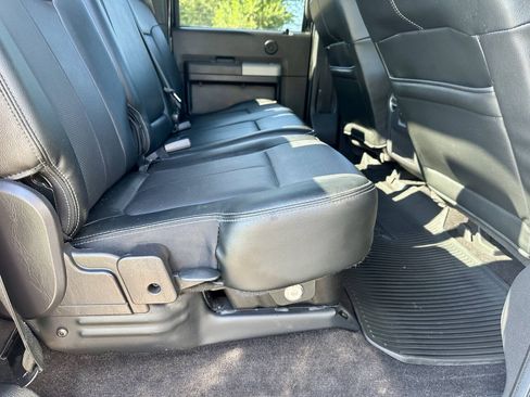 Used 2016 Ford F250 Lariat w/ Lariat Ultimate Package AWD/4WD image 19