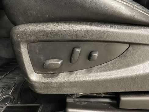 Used 2016 Chevrolet Tahoe LT image 13