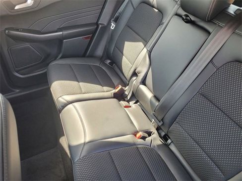 New 2025 Ford Escape SE image 18