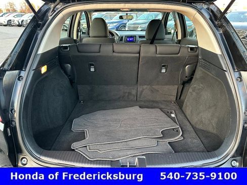 Certified 2018 Honda HR-V LX image 38