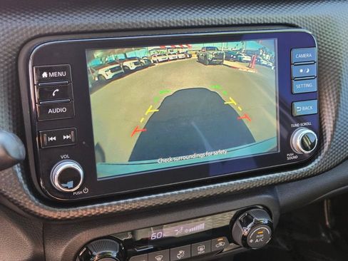 Used 2022 Nissan Kicks SV FWD image 27