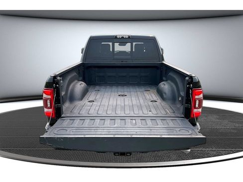 Used 2020 RAM 2500 Limited AWD/4WD image 40