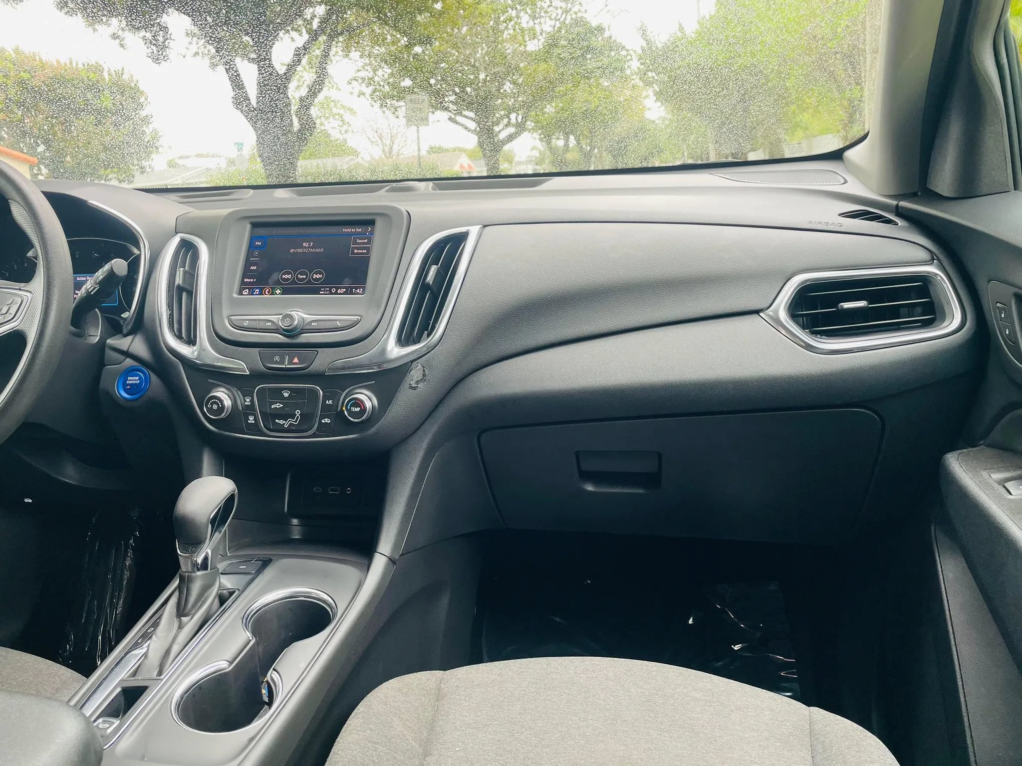Used 2023 Chevrolet Equinox LT AWD/4WD image 13